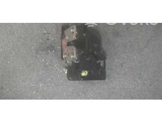 Zámek zadních dveří    Dacia Logan II 2015