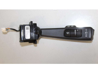 Ручка стеклоочистителей 31264169   Volvo V70