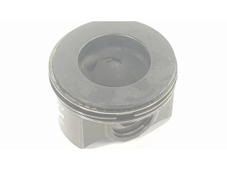 Píst 11258519401, 1212CD BMW 2 Active Tourer U06 pro naftový / Электричество motor