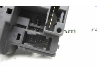 Топливная рампа 88103003   Renault Clio III  