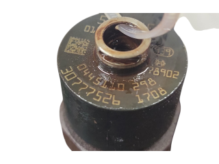 Форсунка 0445110298 Volvo V70 D5244T