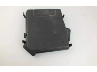 Pojistková skříňka 284B81518R Renault Zoe 2017