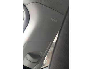 Моторчик дворников 981101C100    Hyundai Getz