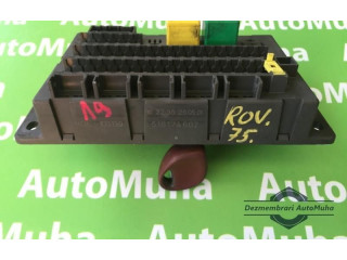 Блок предохранителей 154249080501, 518174602 Rover 75