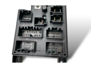 Блок предохранителей  518322326, 8637841   Volvo V70    