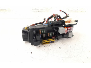 Блок предохранителей  2049009101, 2049004203   Mercedes-Benz GLK (X204)    