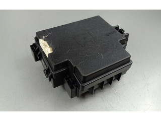 Блок предохранителей 684600934AC   Jeep Grand Cherokee WL    