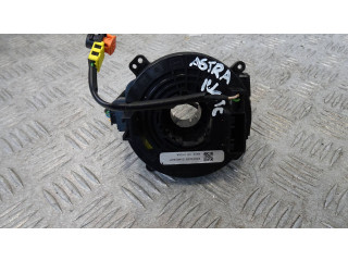 Топливная рампа 13579486 Vauxhall Astra J