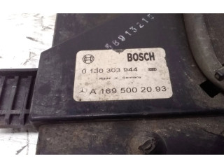 Zámek zadních dveří A1695002093, 0130303944 Mercedes-Benz A W169 2005