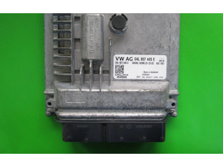 Блок управления двигателем Блок управления 04L907445E, 04L906056HE Audi Q2 -