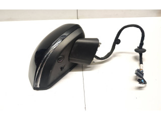 Зеркало электрическое Volvo XC40 - года