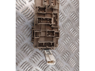 Блок предохранителей LB100603B, LB100603B   Subaru Forester SG    