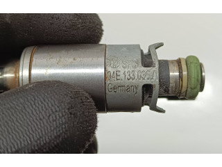 Vstřikovač 04E133036A Volkswagen PASSAT B7 cdg