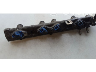 Vstřikovací lišta 857013 Renault Laguna I