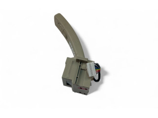 Ручка стеклоочистителей 31264167   Volvo V60