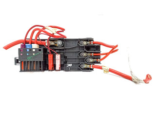 Блок предохранителей  2115452601, A2515400306   Mercedes-Benz R W251    