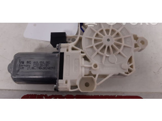 Передний двигатель механизма для подъема окон Audi e-tron - года 4K0959802, 5Q4959802B