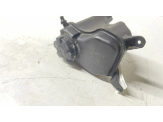 Расширительный бачок охлаждающей жидкости    