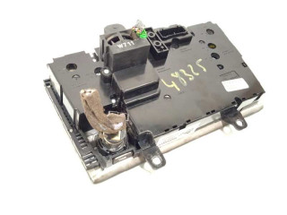 Блок управления климат-контролем 30710682 Volvo XC90