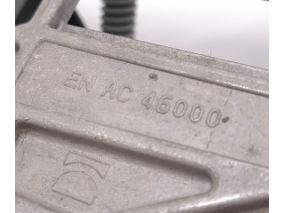    Рулевая рейка A2044602216Q05, A2044602216   Mercedes-Benz C W204 2007 - 2014 года