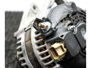 Генератор    Volvo C30      