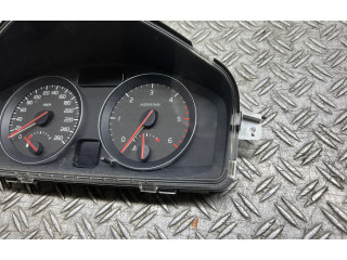 Панель приборов    Volvo V50       