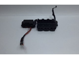 Блок предохранителей 5Z0937548C, 5Z0937548C Audi A2