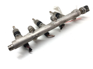 Топливная рампа    Skoda Fabia Mk3 (NJ)  