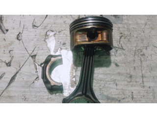 Píst Mercedes-Benz C W203 pro benzínový motor 3.2