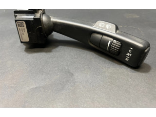 Ручка стеклоочистителей 31264168 Volvo V70
