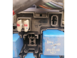 Блок предохранителей    KIA Rio    