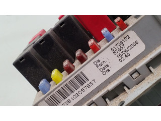 Pojistková skříňka 51738102, 57657 Fiat Croma 2006