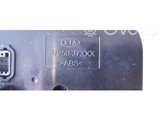Přístrojová deska  KIA Ceed 2022 97250J7XXX  