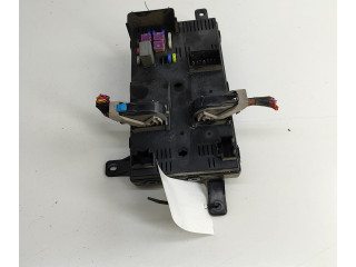 Pojistková skříňka 919584D089 KIA Carnival 2007