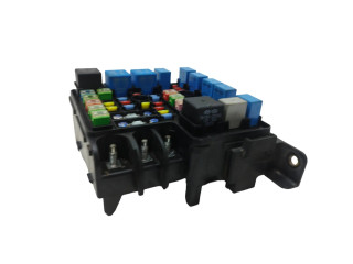   Pojistková skříňka 3916025000   Hyundai i30 2008