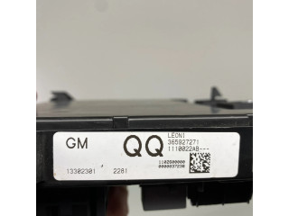 Pojistková skříňka 13302301, 365927271 Opel Astra 2012