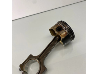 Píst CGBA Ford Mondeo Mk III pro benzínový motor 1.8