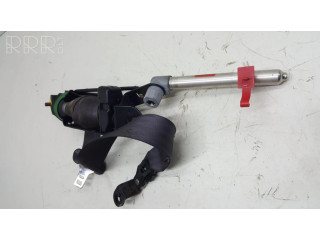 Передний ремень безопасности