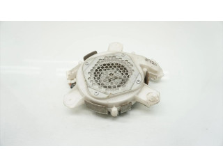 Другая деталь салона