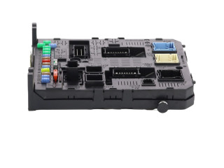 Pojistková skříňka Řídící jednotka BSM 6570A0 Peugeot 3008 I 2009