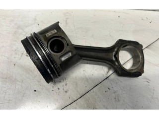  Поршень с шатуном    Mercedes-Benz E W211  