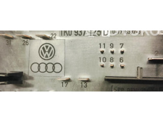 Блок предохранителей 1K0937125D   Skoda Superb B6 (3T)    