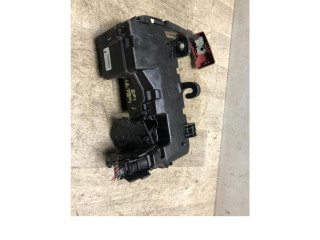 Блок предохранителей  1612191280, 1612191280   Peugeot 108    