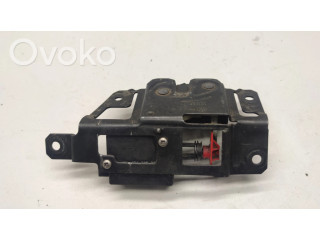 Zámek zadních dveří 51247201561 BMW 3 E46 2002