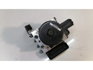 Jednotka ABS 6860730   BMW 3 F30 F35 F31 2014