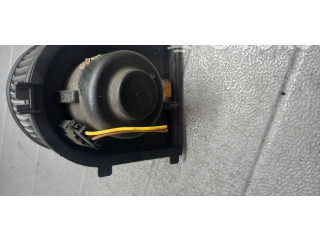 Вентилятор печки       Volkswagen Golf III