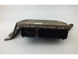 Řídící jednotka 89661-0DB01 Toyota Avensis T220 2001