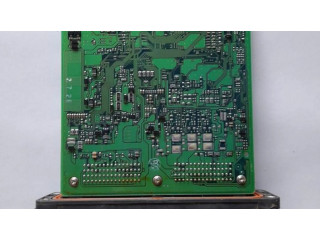 Блок управления 1001409361 Mazda 3 I