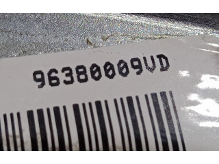 Подушка безопасности водителя 96380009 Citroen C2