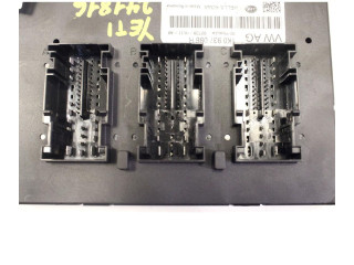 Блок предохранителей 1K0937086R, 1K0937086R Skoda Yeti (5L)